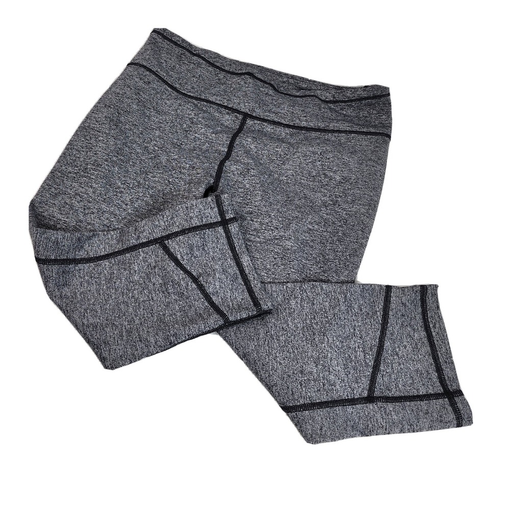 Victoria Sport VSX Knockout Crop Heathered Gray Leggings Yoga Pants Size Medium